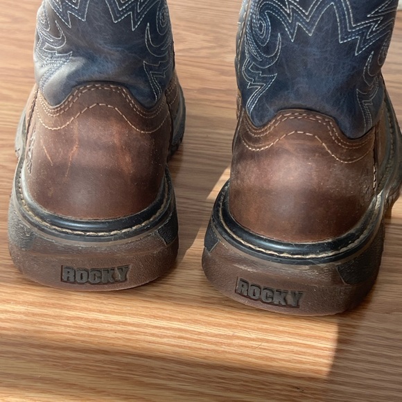 Boys size 13.5 ROCKY cowboy boots - Picture 3 of 7